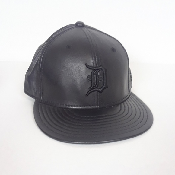 New Era Other - New Era Leather Baseball Cap Size 7 3/8 Black